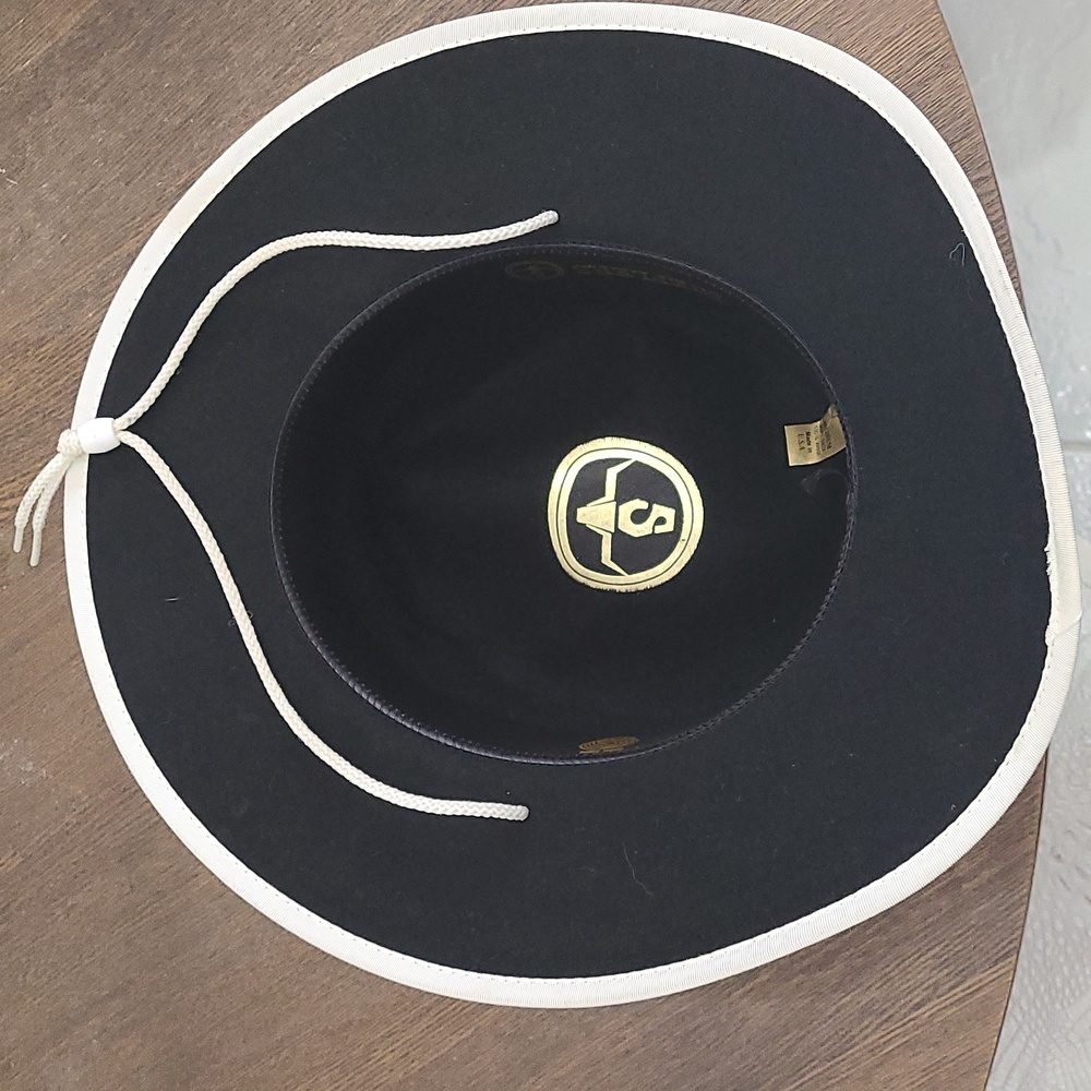 Sheplers 100% WoolBlack and White Hat with Gold Logo